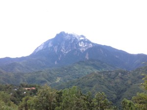 キナバル山
