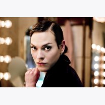 e6cfa6757bae7b46c4c427bab76eb187